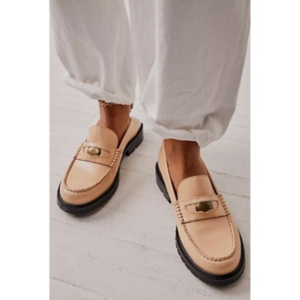 Free People Women Tan Leather Penny Loafers Brass Shield Lug Sole Flats 8.5
